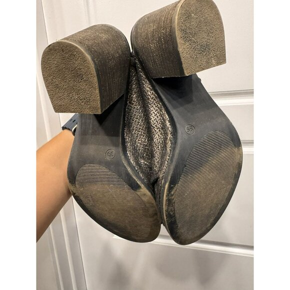 Unity In Diversity Women’s Heel Strappy Size 39 EUC - Picture 5 of 6